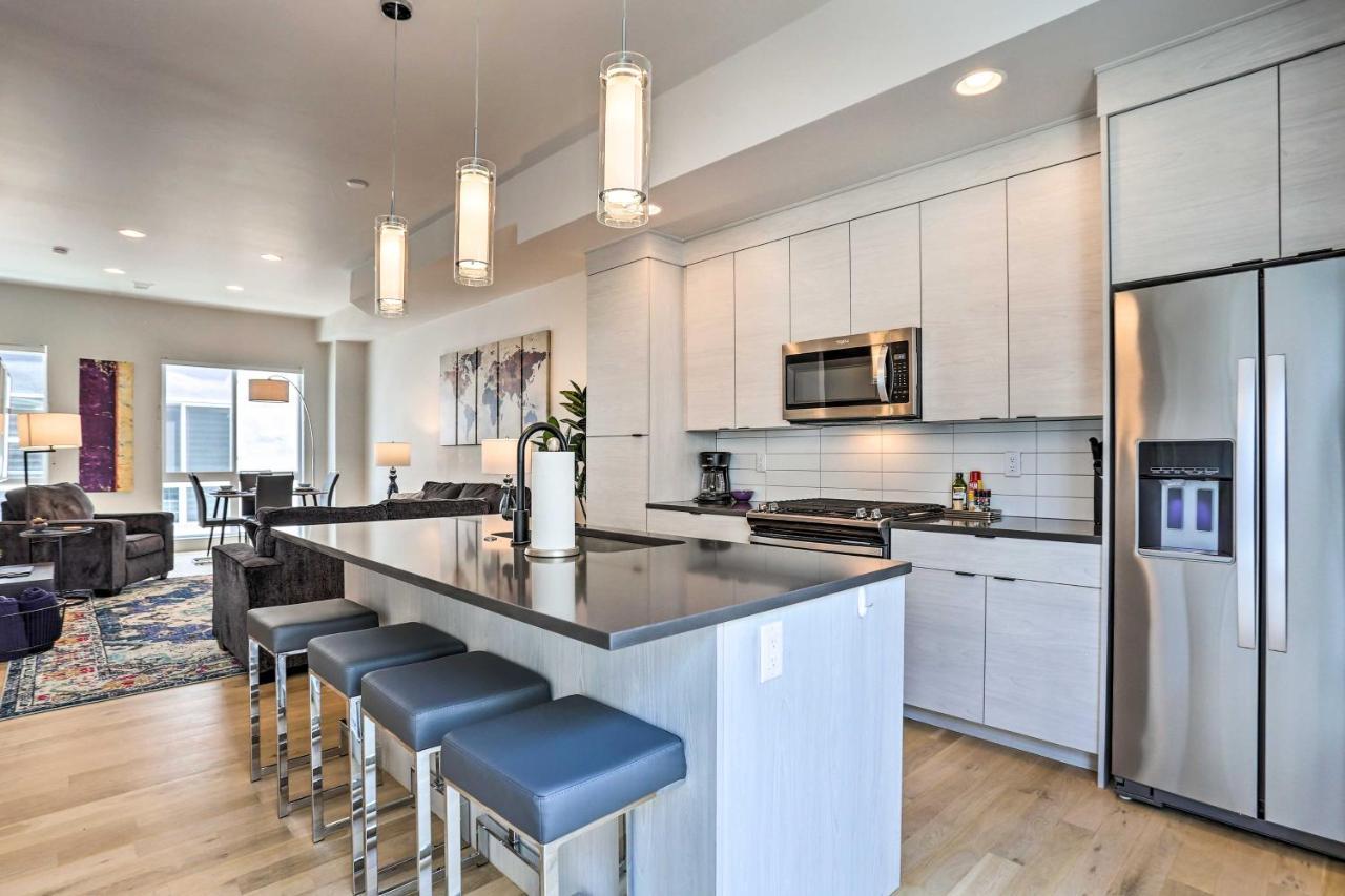 Holiday home Trendy Townhome - Walk To Mile High Stadium