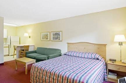 Economy Dtc Hotel 2*