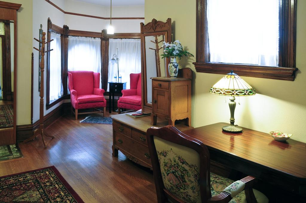 Bed & Breakfast Castle Marne Bed & Breakfast 4*