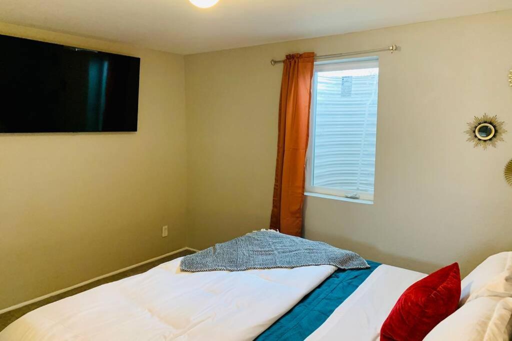Holiday home Lower Mable Unit, New Kitchen & 2 King Beds Denver