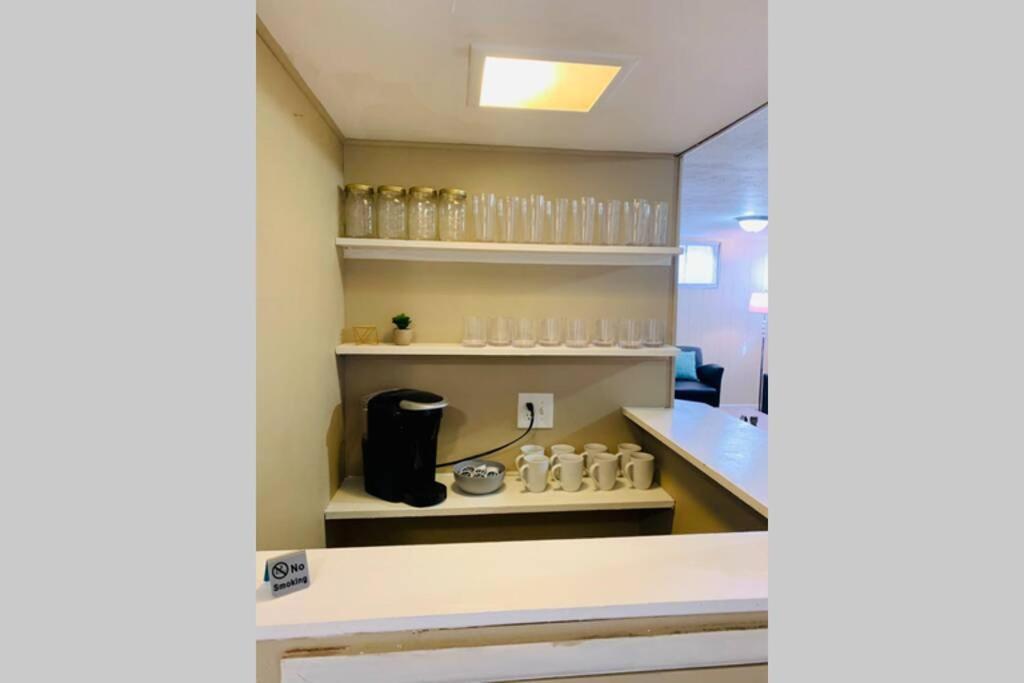 Lower Mable Unit, New Kitchen & 2 King Beds * Denver