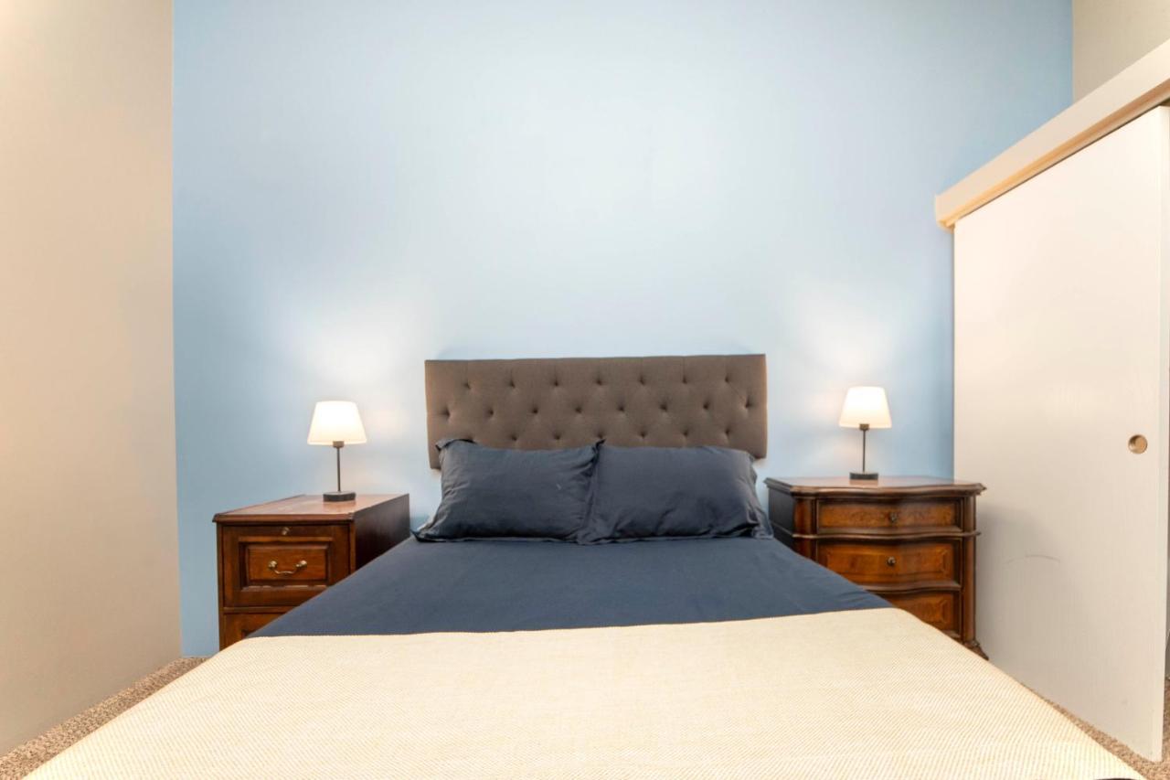 Renu - Relax, Revive, Renew Hotel Denver