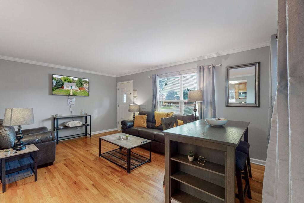 103 Zenobia Upper 2 Bedroom Unit In With 2 King Bed * Denver