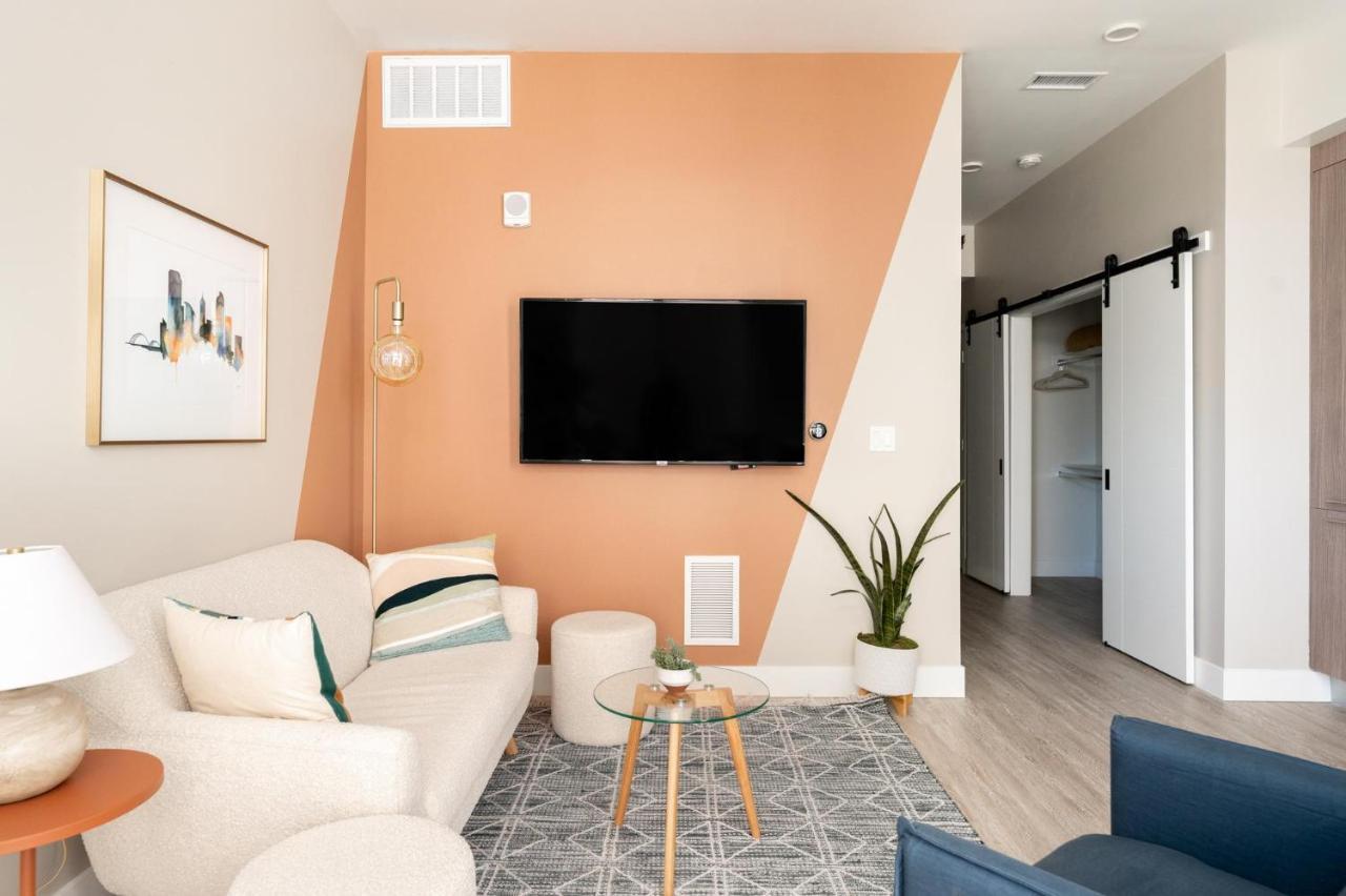 Colorful Western Vibe - Walk Everywhere - Zuni Lofts Denver