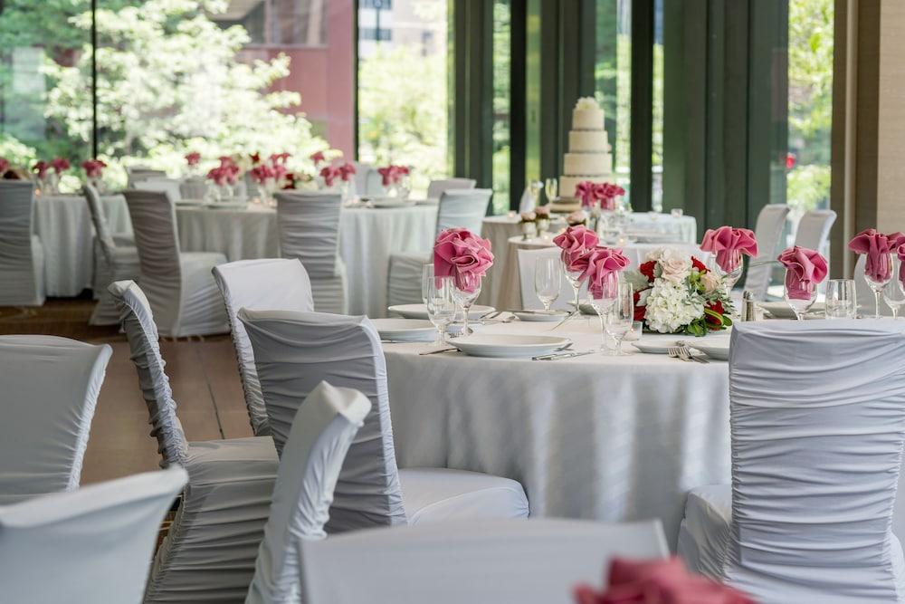 Grand Hyatt Hotel
