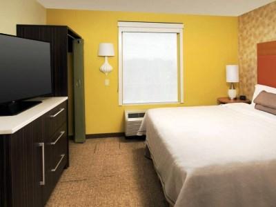Home2 Suites By Hilton Denver International Airport Hotel 3*
