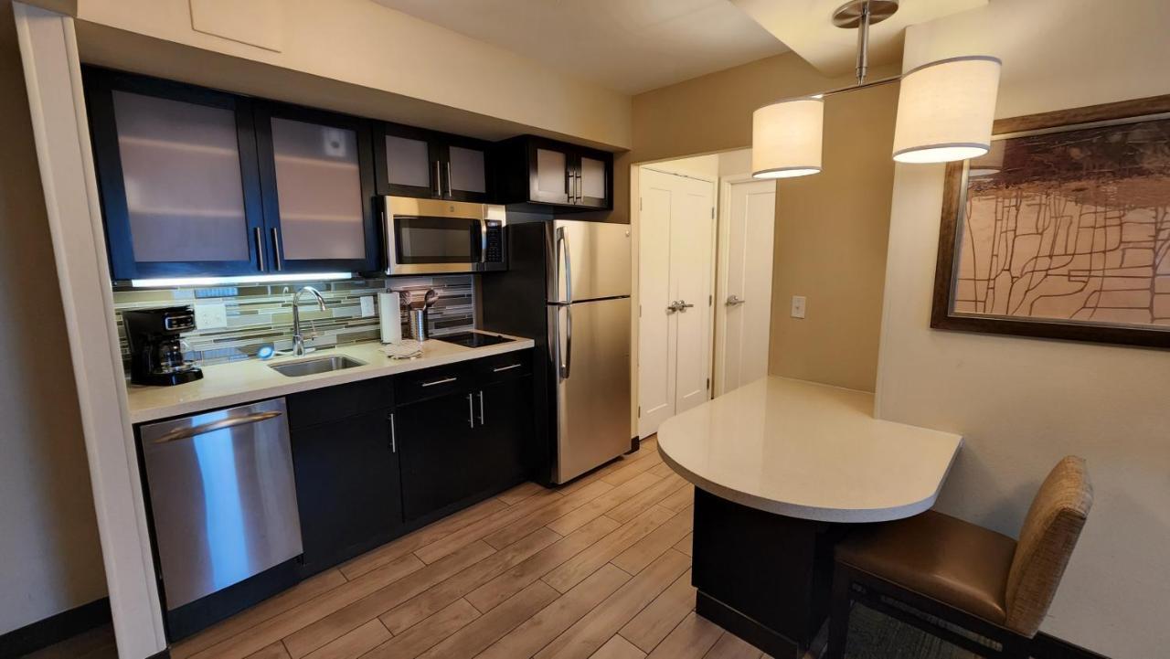 Staybridge Downtown By Ihg 3*