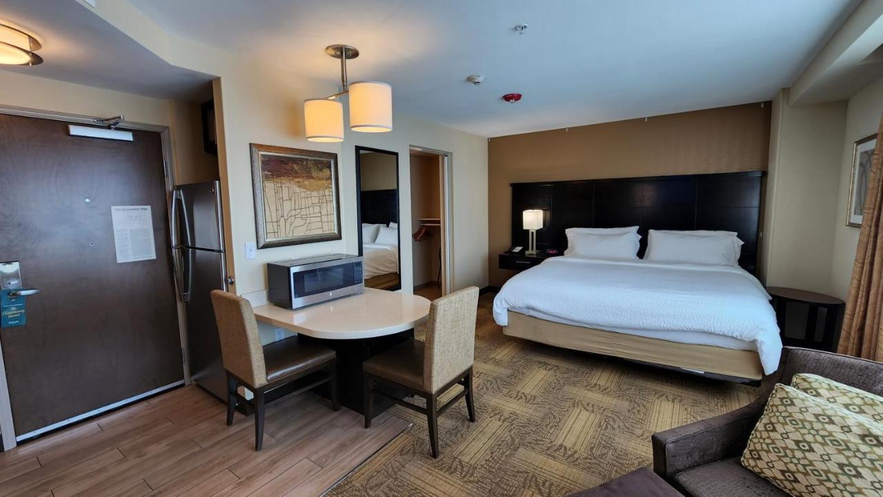 Staybridge Downtown By Ihg Hotel 3*