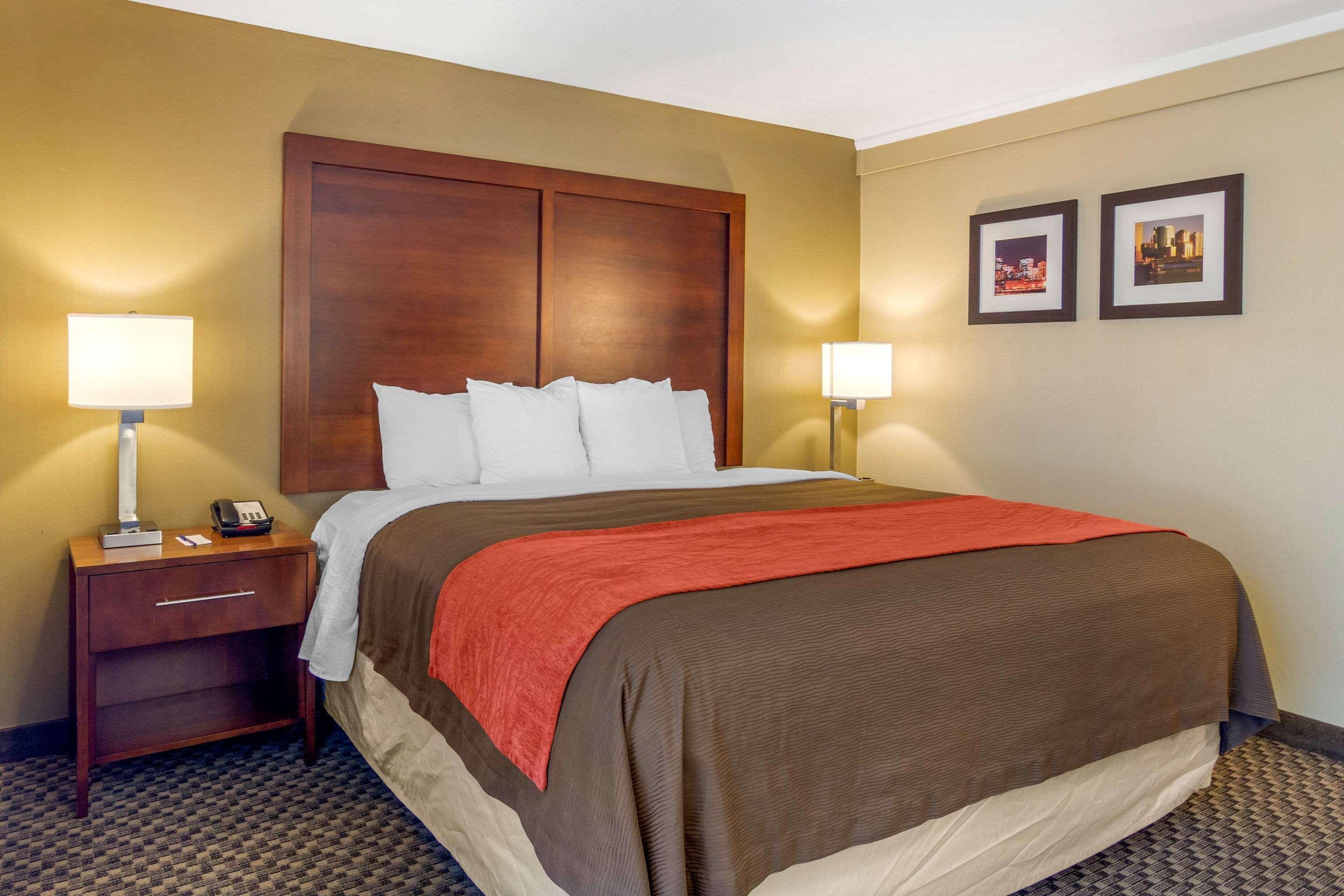 Hotel Central Inn