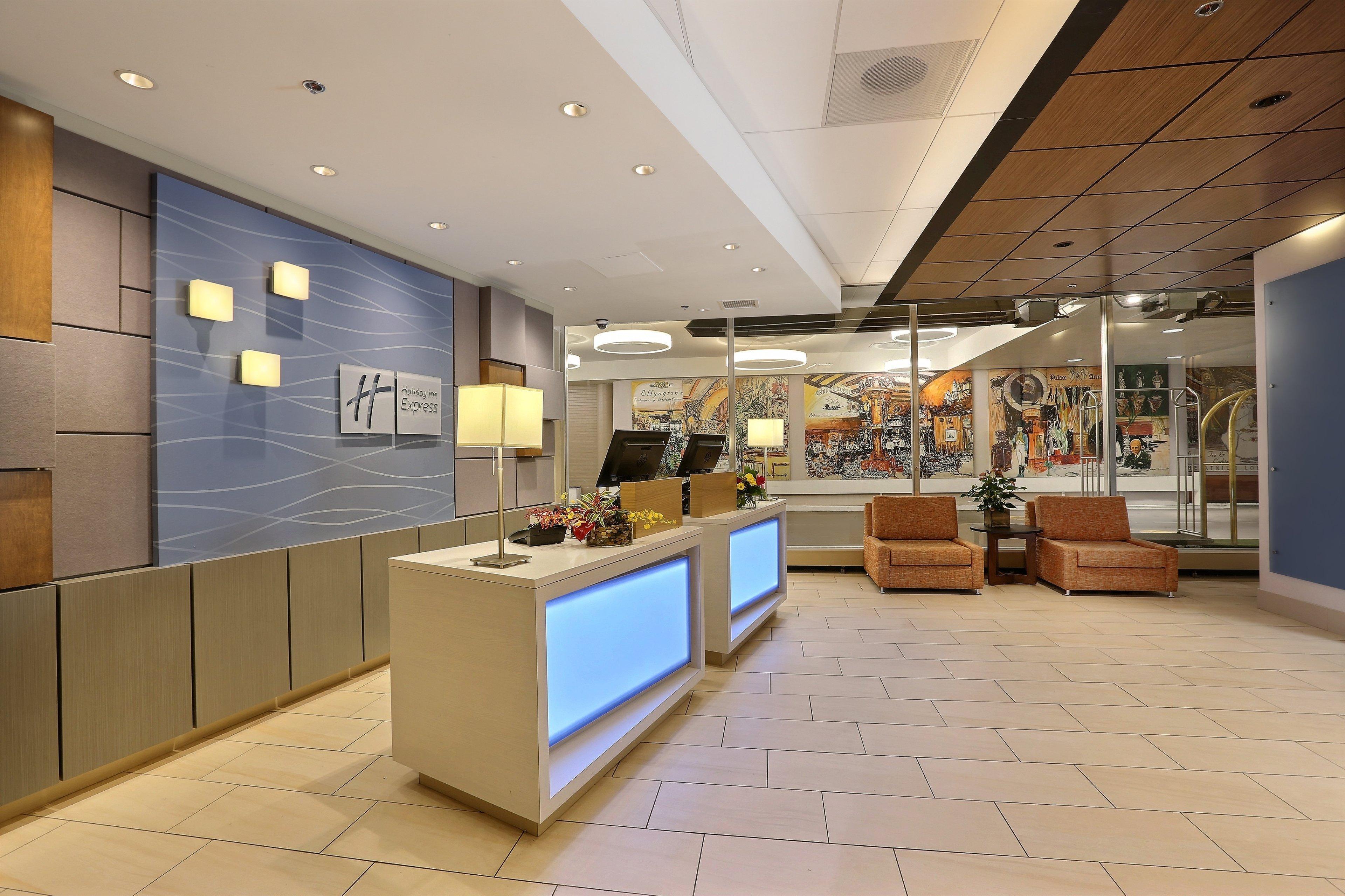 Holiday Express Downtown By Ihg Hotel Denver