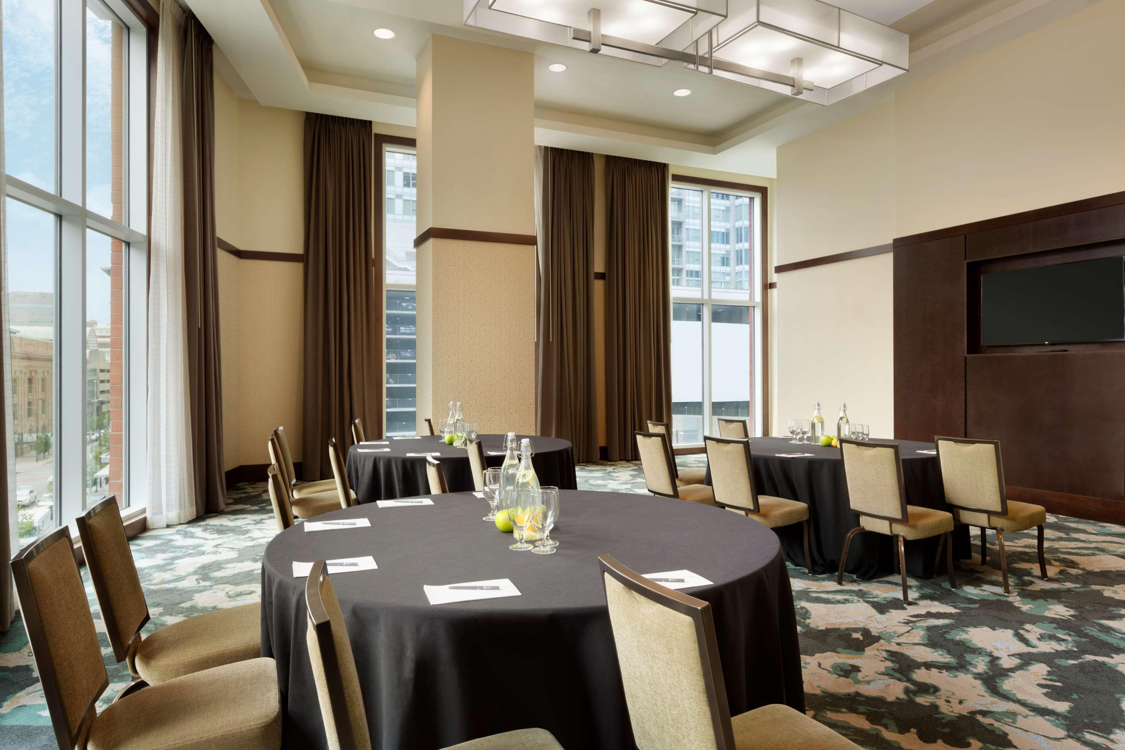 Embassy By Hilton Downtown Convention Center 4*