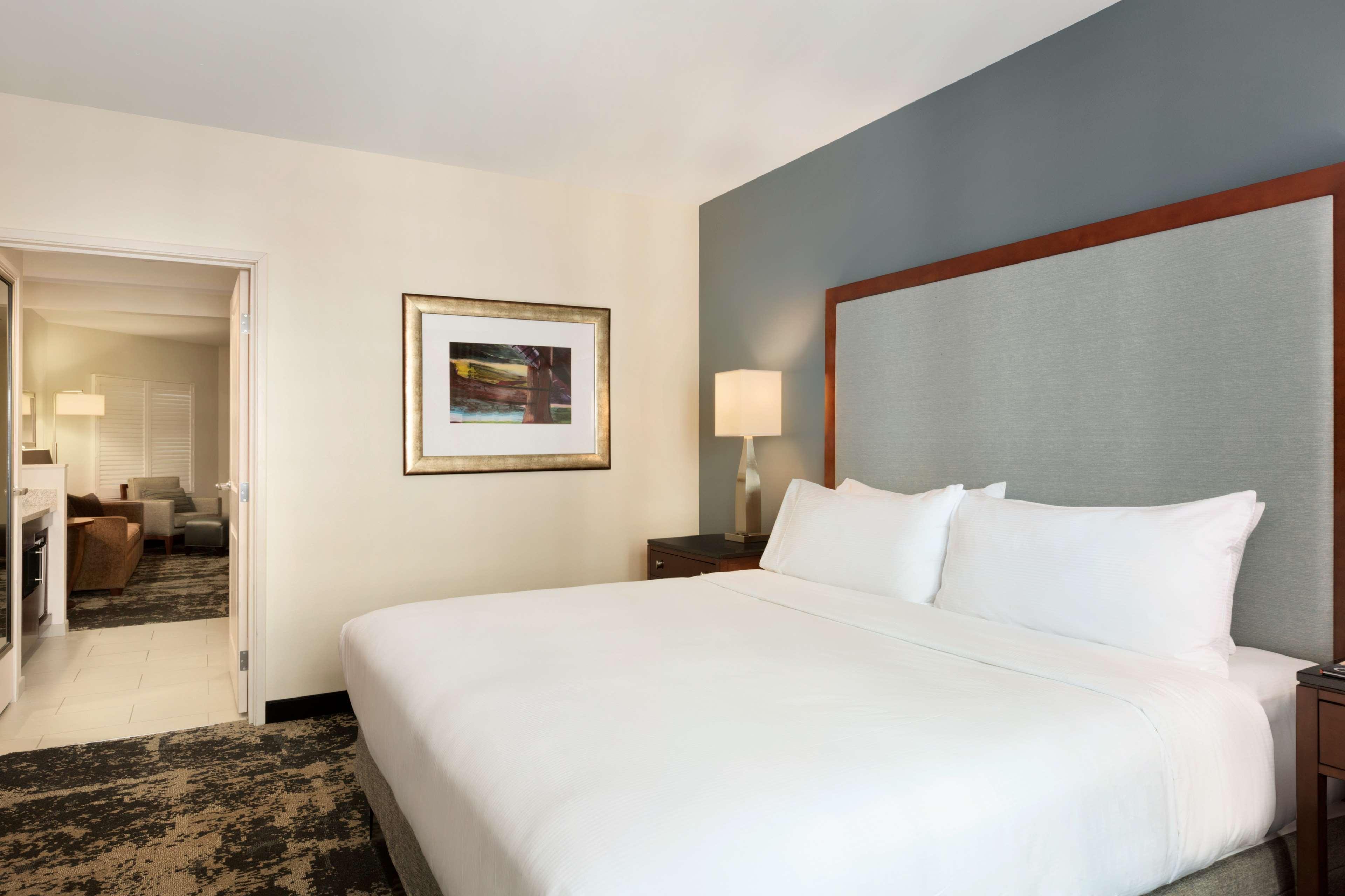 Embassy By Hilton Downtown Convention Center 4*