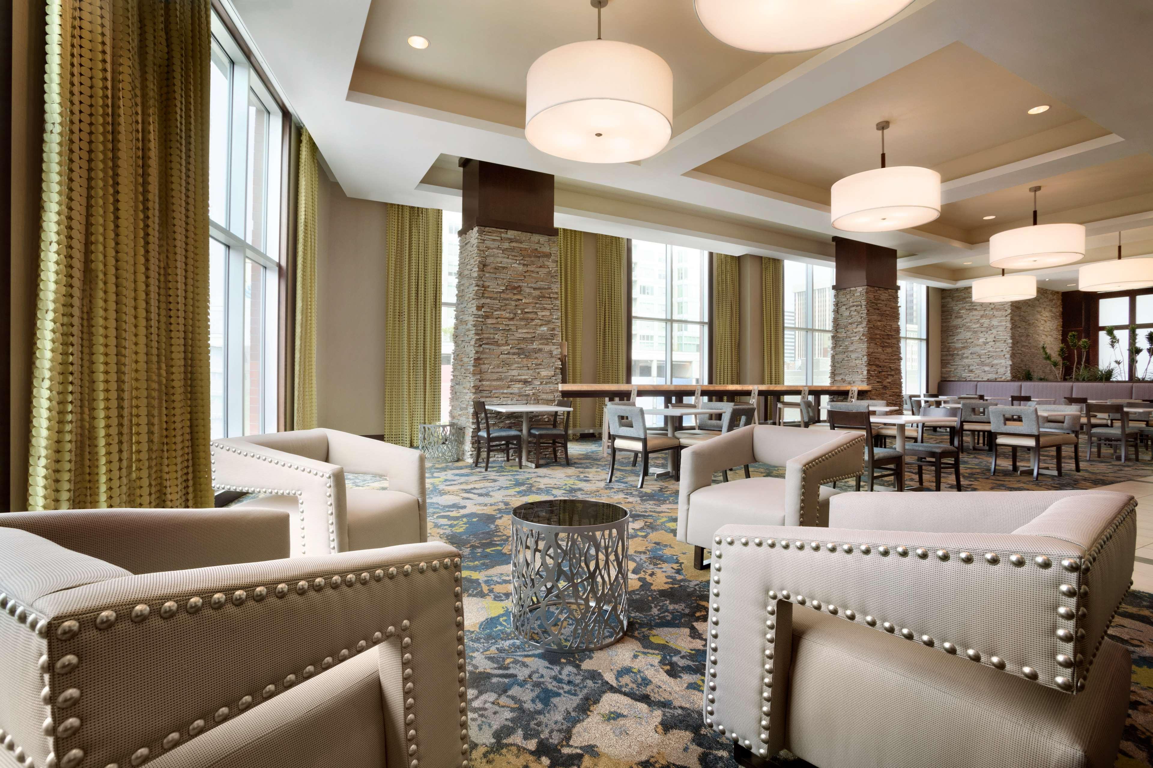 Hotel Embassy By Hilton Downtown Convention Center Denver