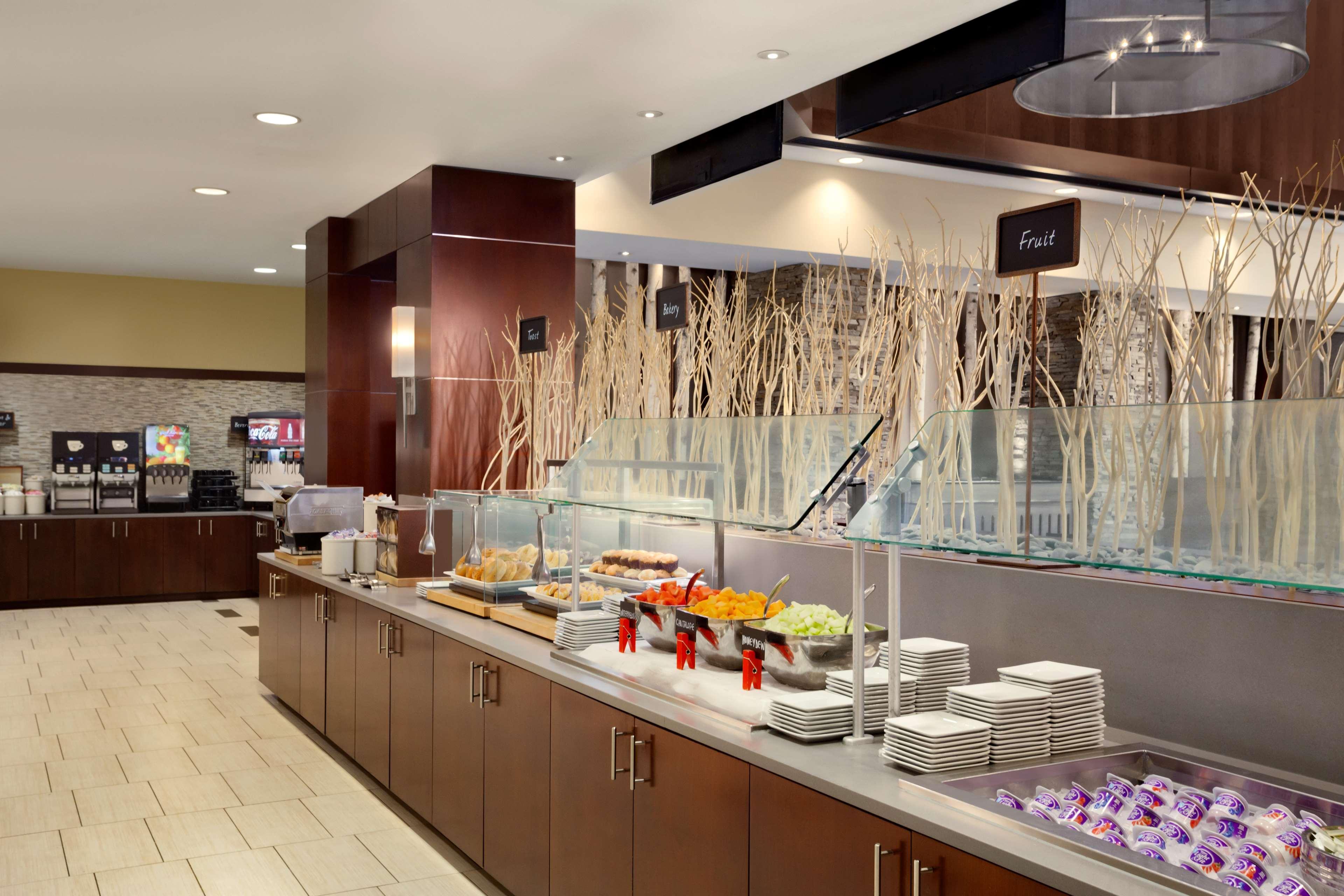 Embassy By Hilton Downtown Convention Center Hotel Denver