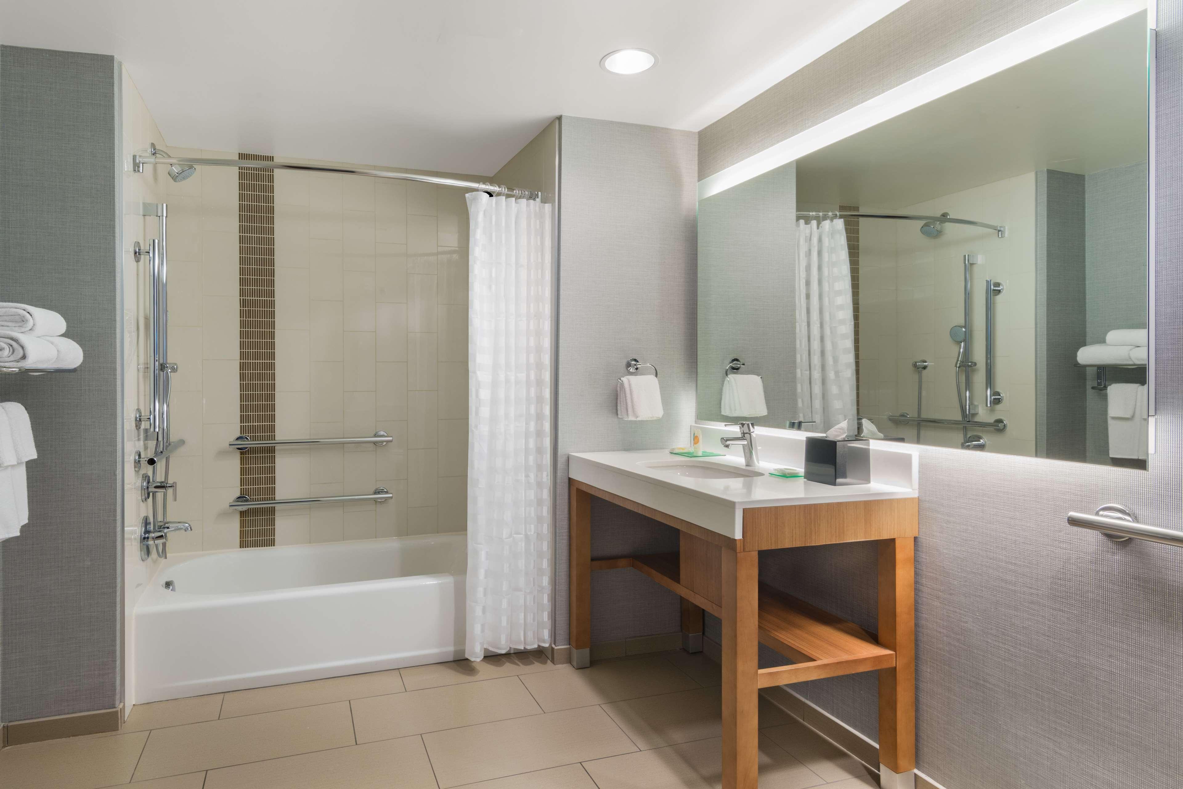 Hyatt Place Downtown Hotel Denver