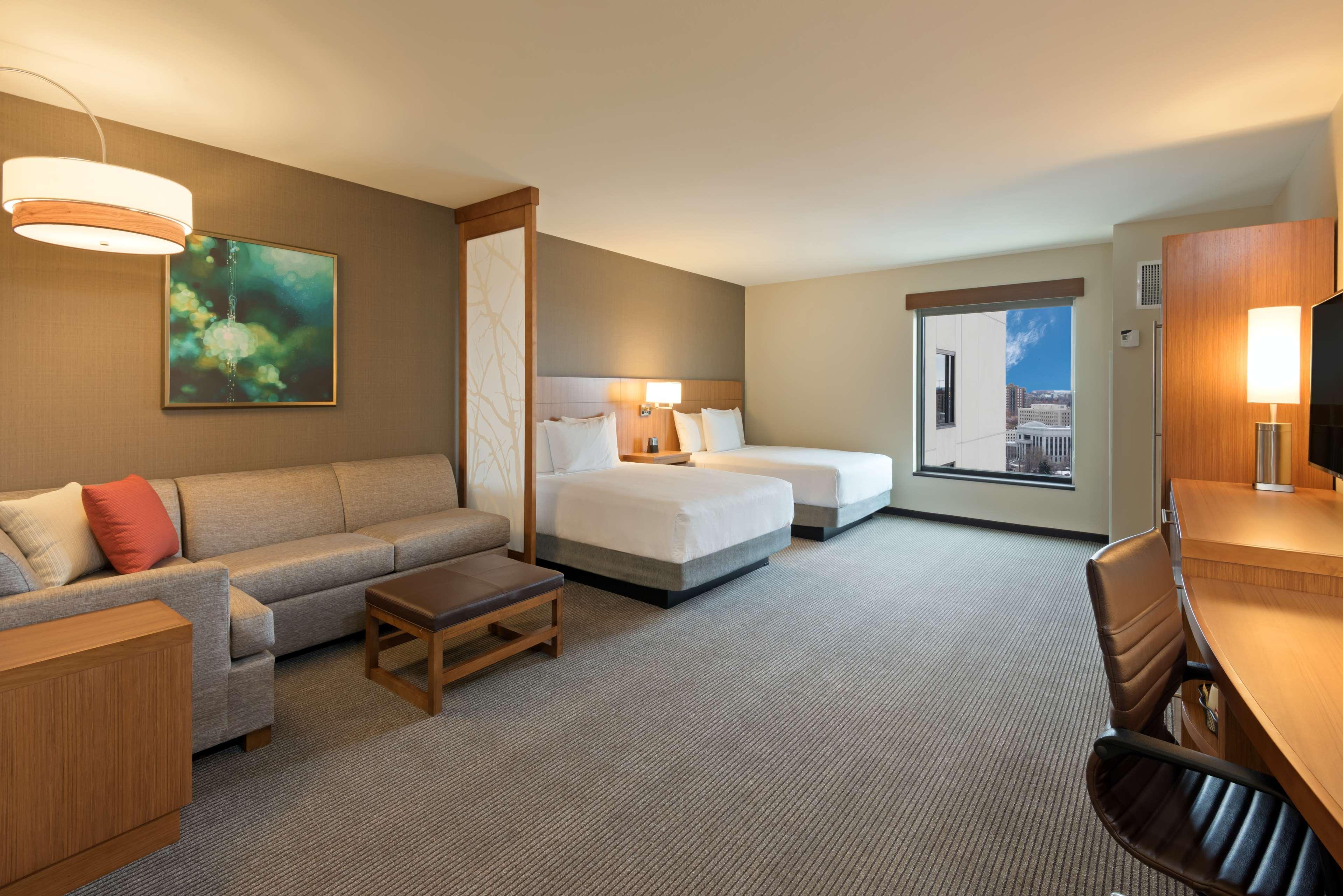 Hyatt Place Downtown 3*