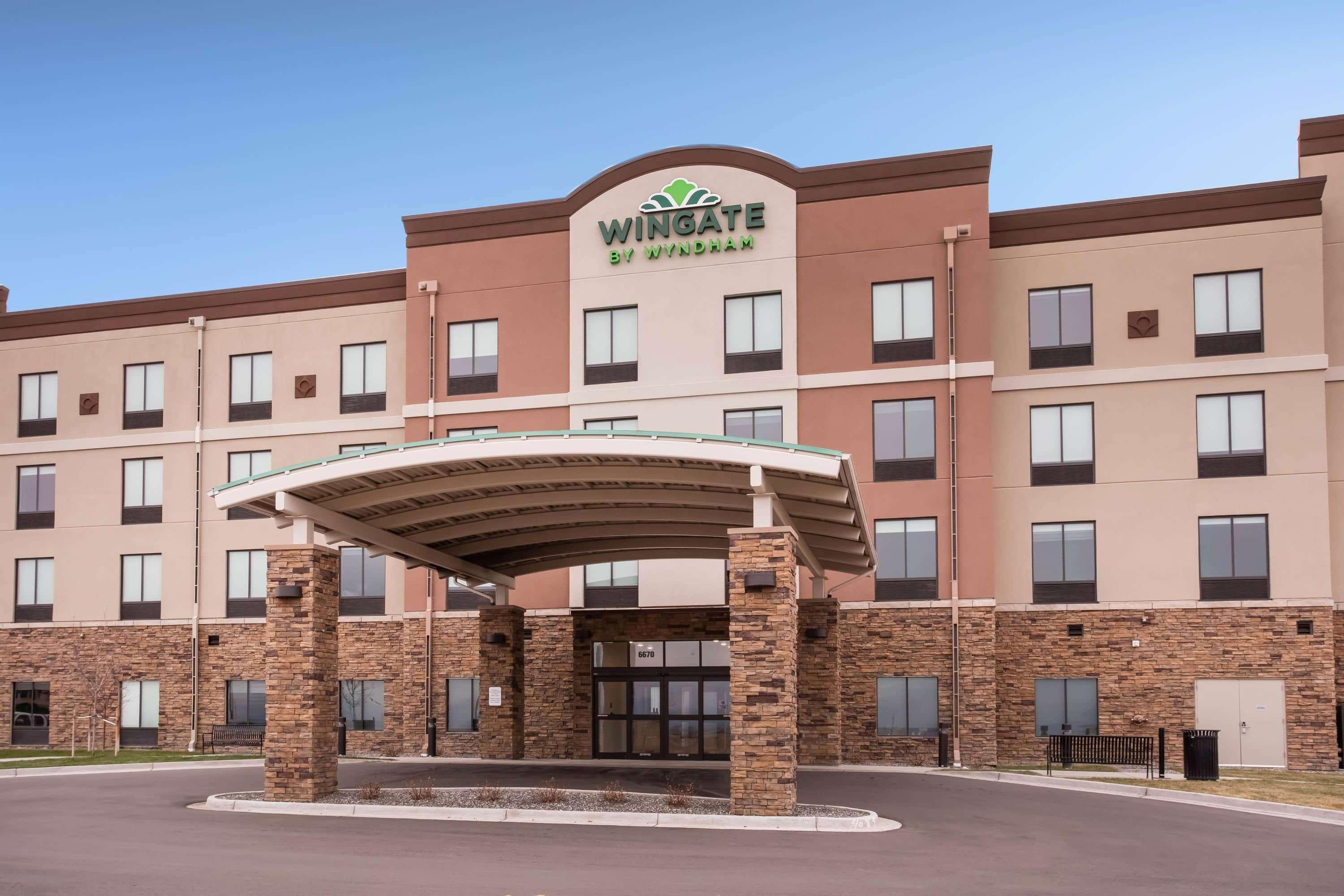 Hotel Wingate By Wyndham Airport 3*