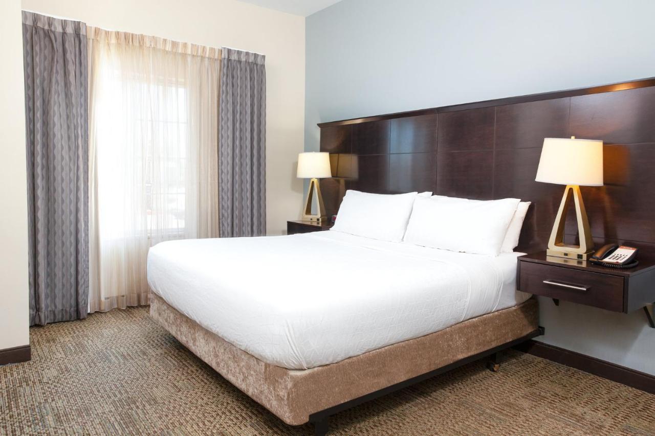 Staybridge - Park By Ihg 3*