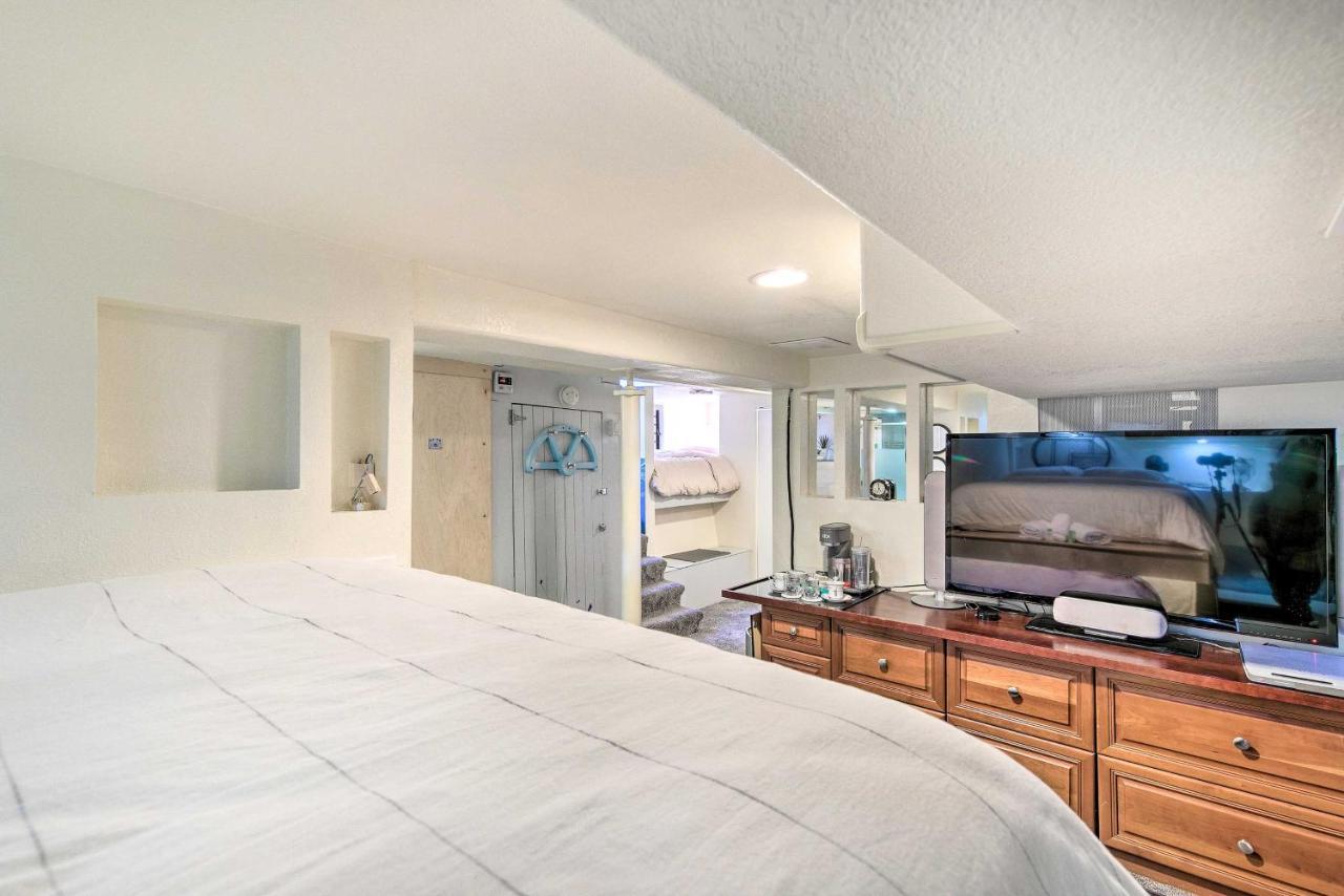 Apartment Steps To Park And Restaurants! Denver