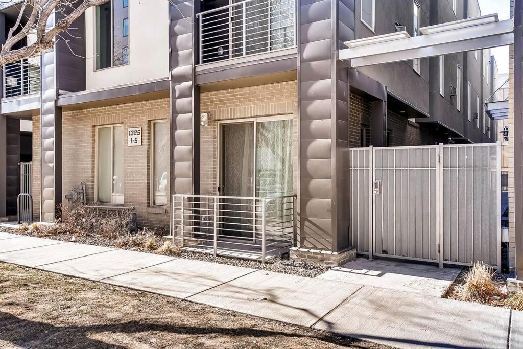 Luxurious, 3 Bdr Home-balcony, Rooftop And Parking