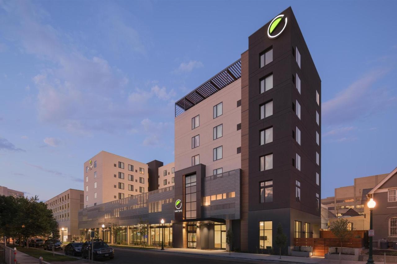 Element Downtown East Hotel 3*
