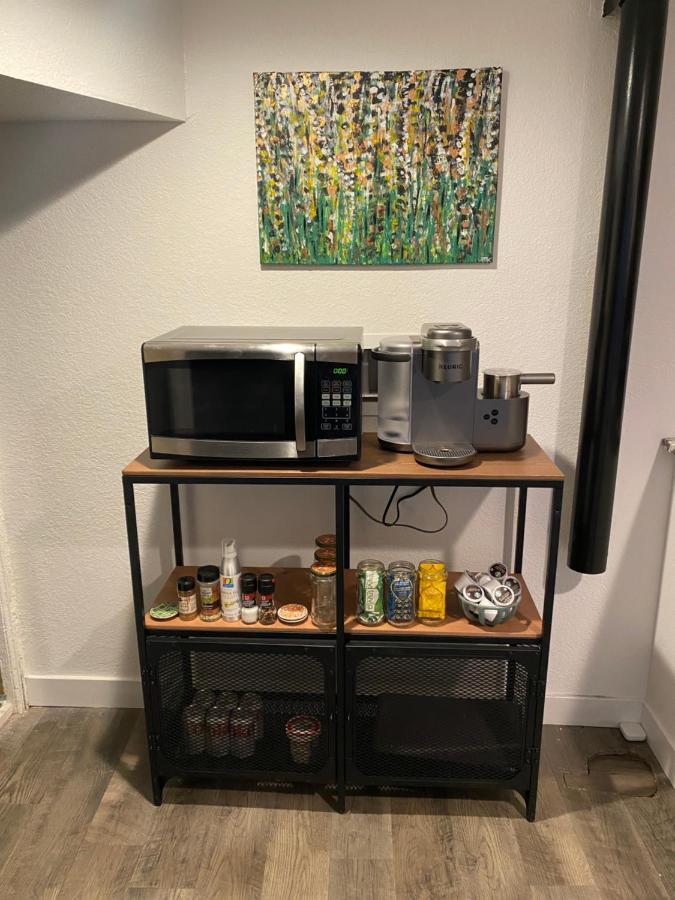 Artsy Platt Park Suite, Quick Mountain Access!