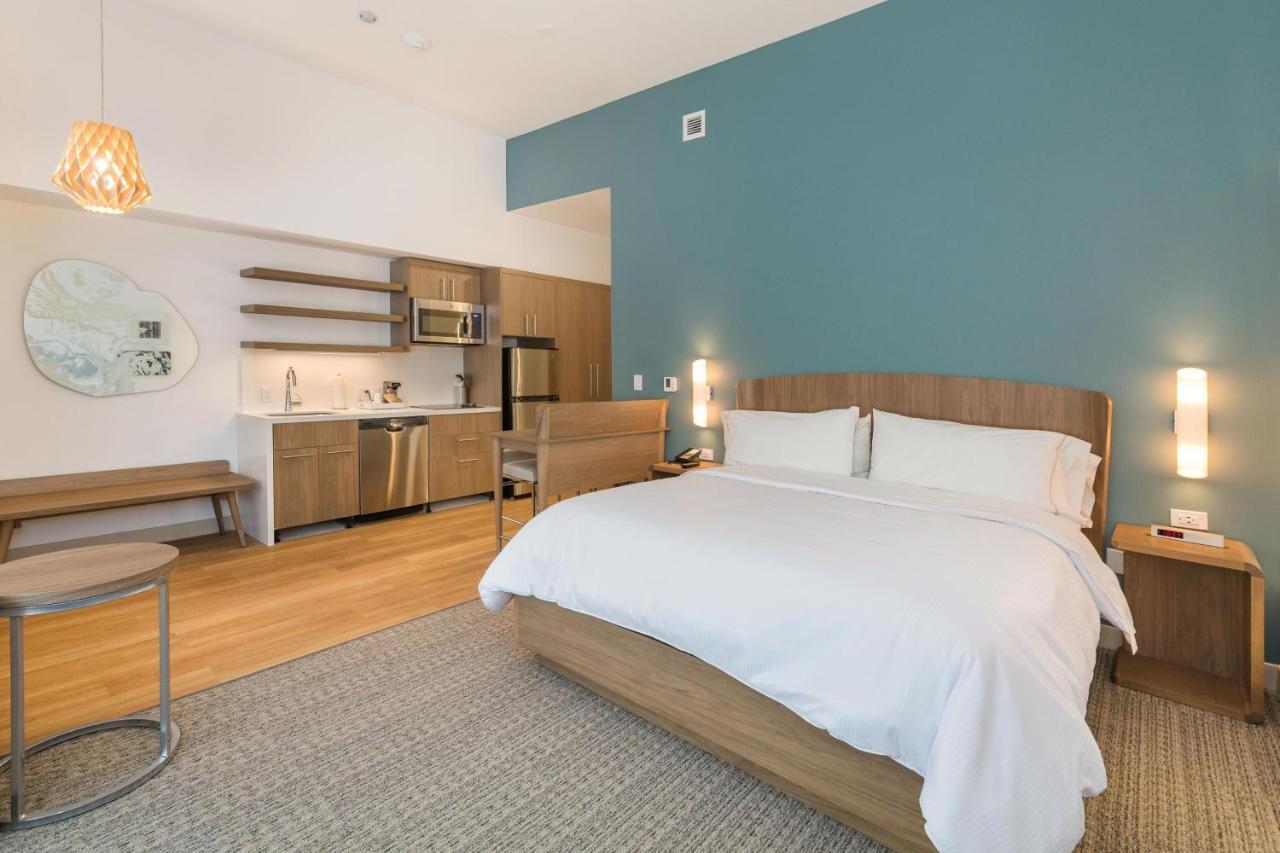 Element International Airport Hotel 3*