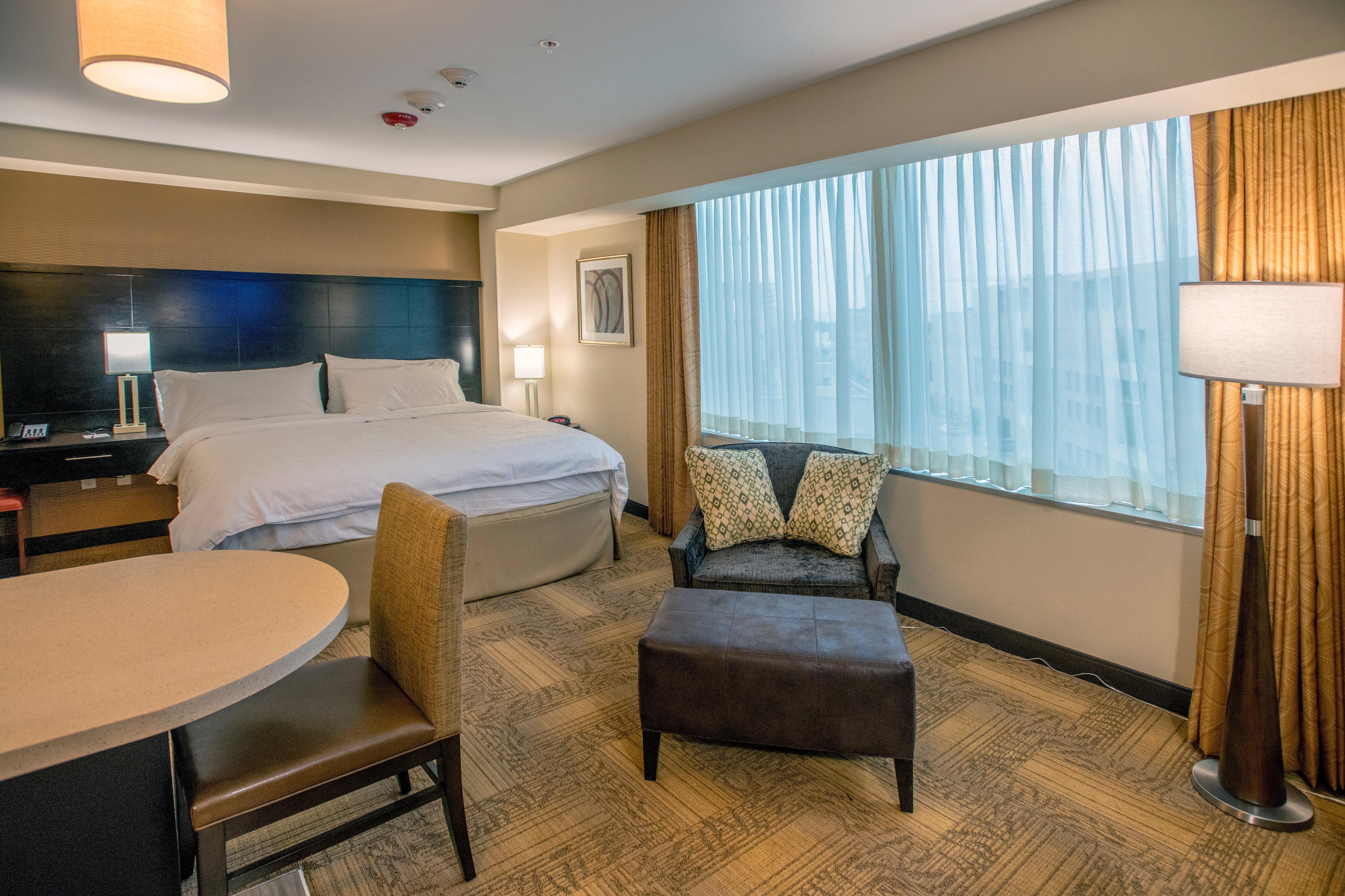 Staybridge Downtown By Ihg Hotel