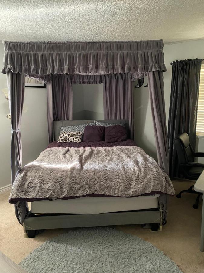 Cozy Woodside