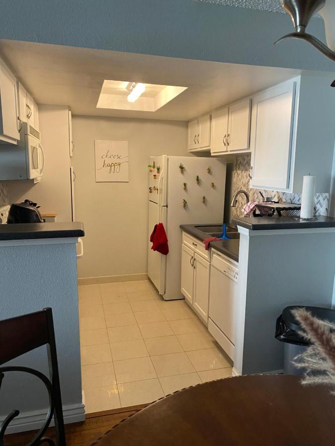 Cozy Woodside Apartment *