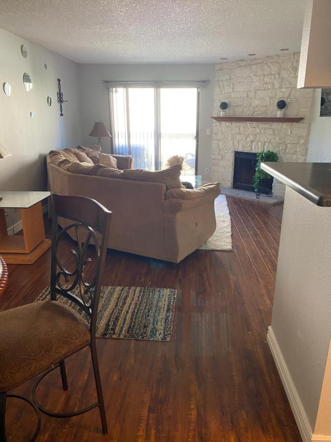Cozy Woodside Denver