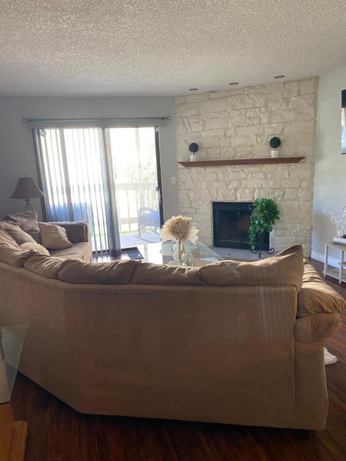 Cozy Woodside Apartment Denver