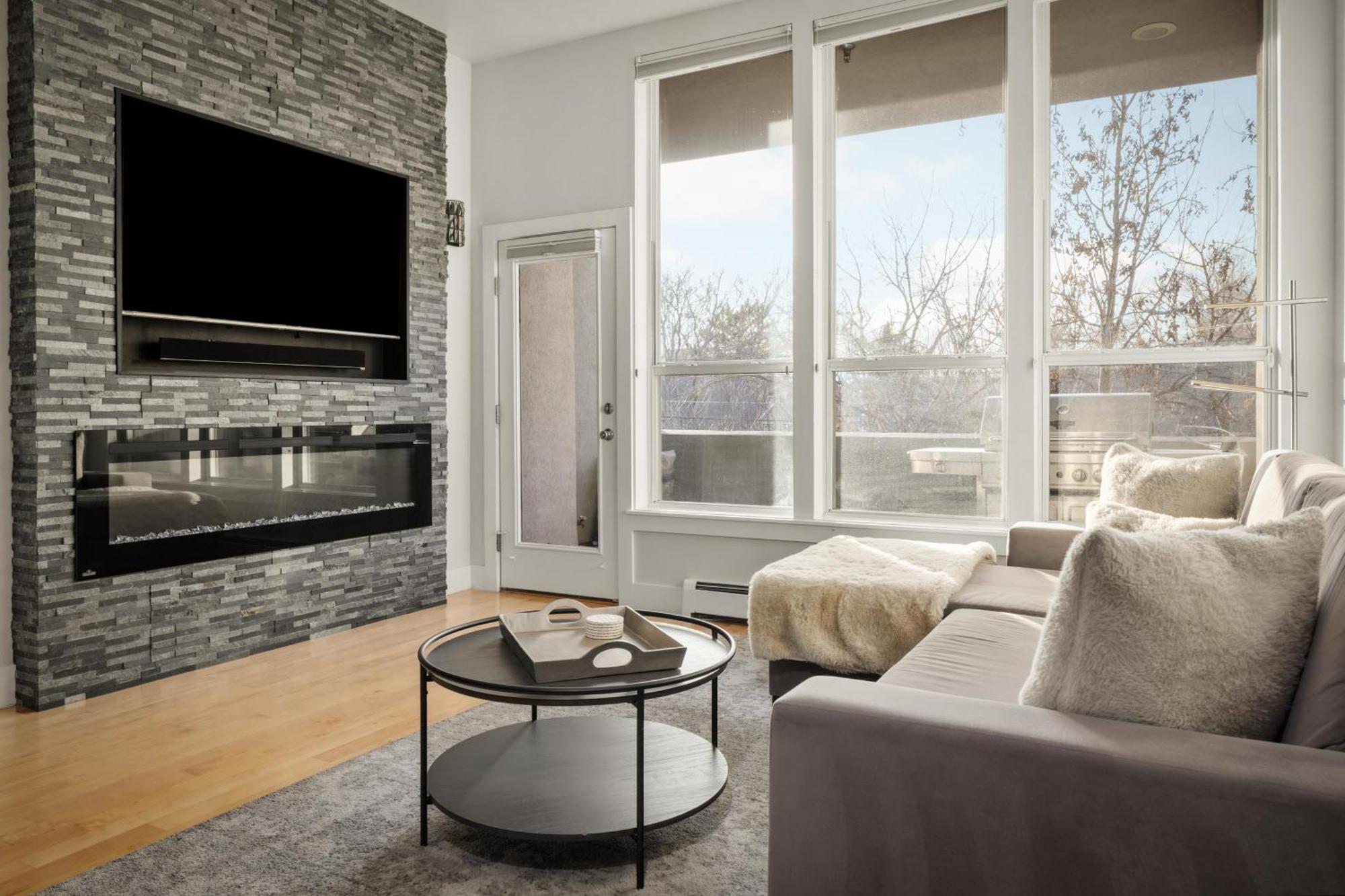 Chic Park - Rooftop Deck - Skyline Views Denver