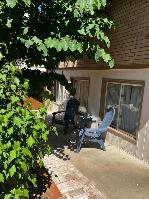 New! Private Cap Hill Carriage House Holiday home Denver