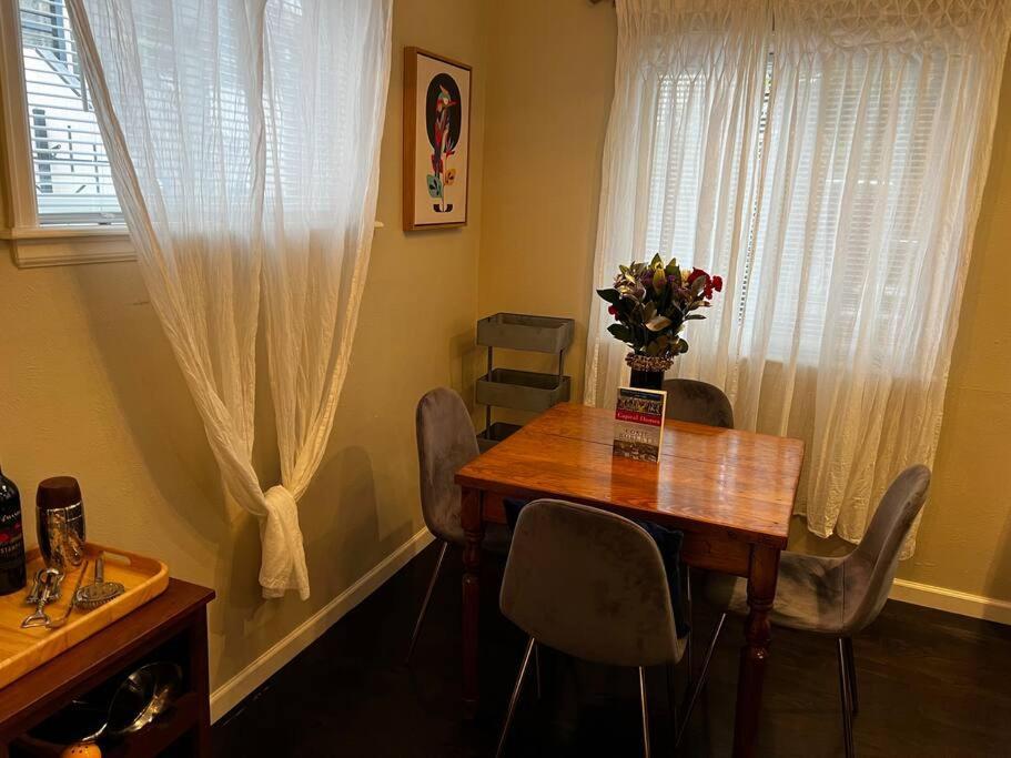 New! Private Cap Hill Carriage House * Denver