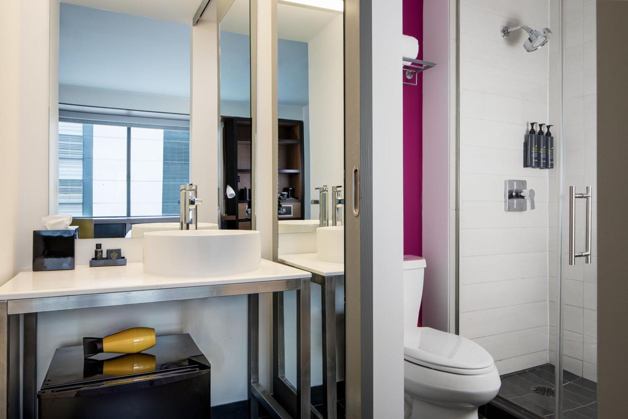 Hotel Aloft Downtown Denver