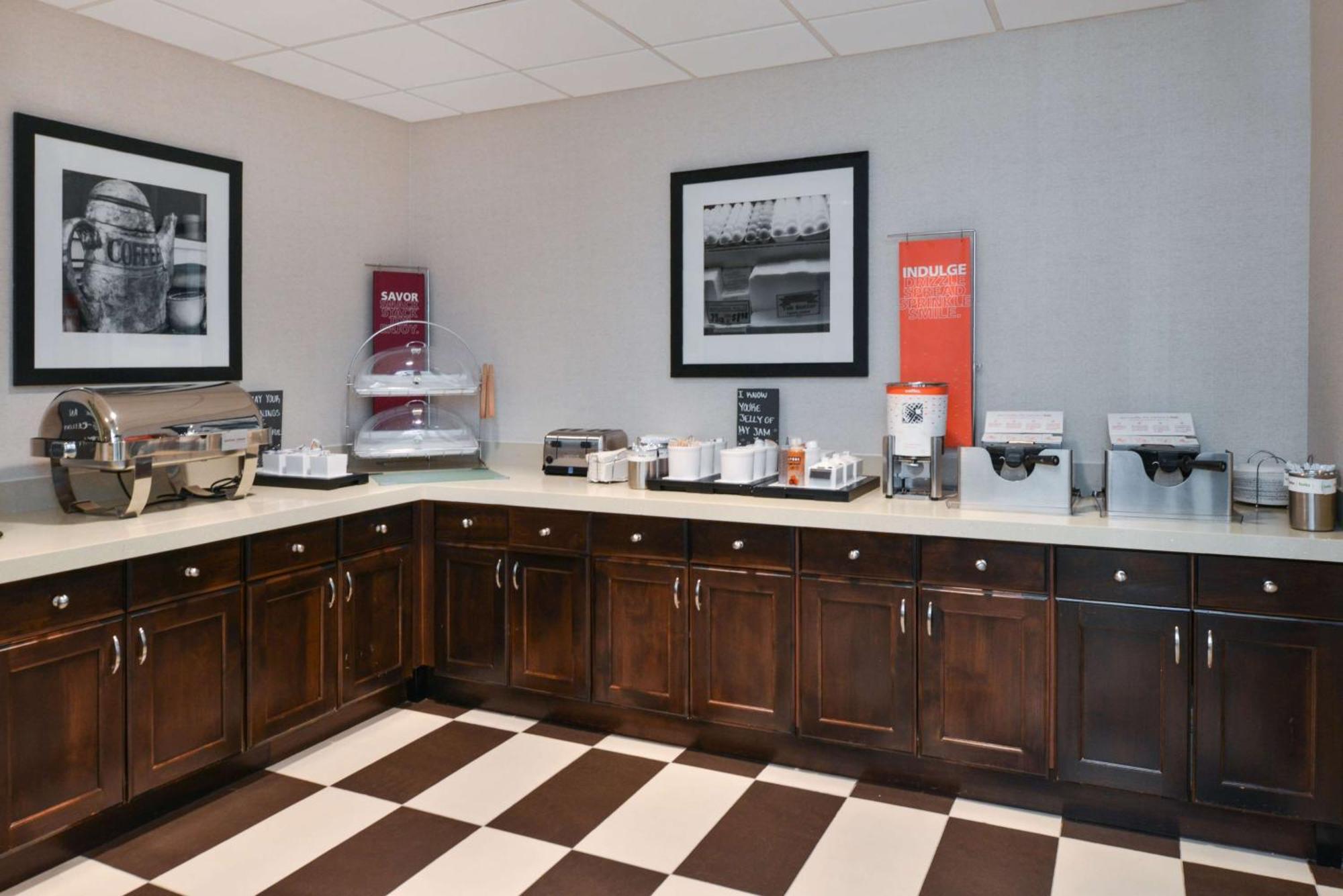 Hampton & Denver-speer Boulevard Hotel