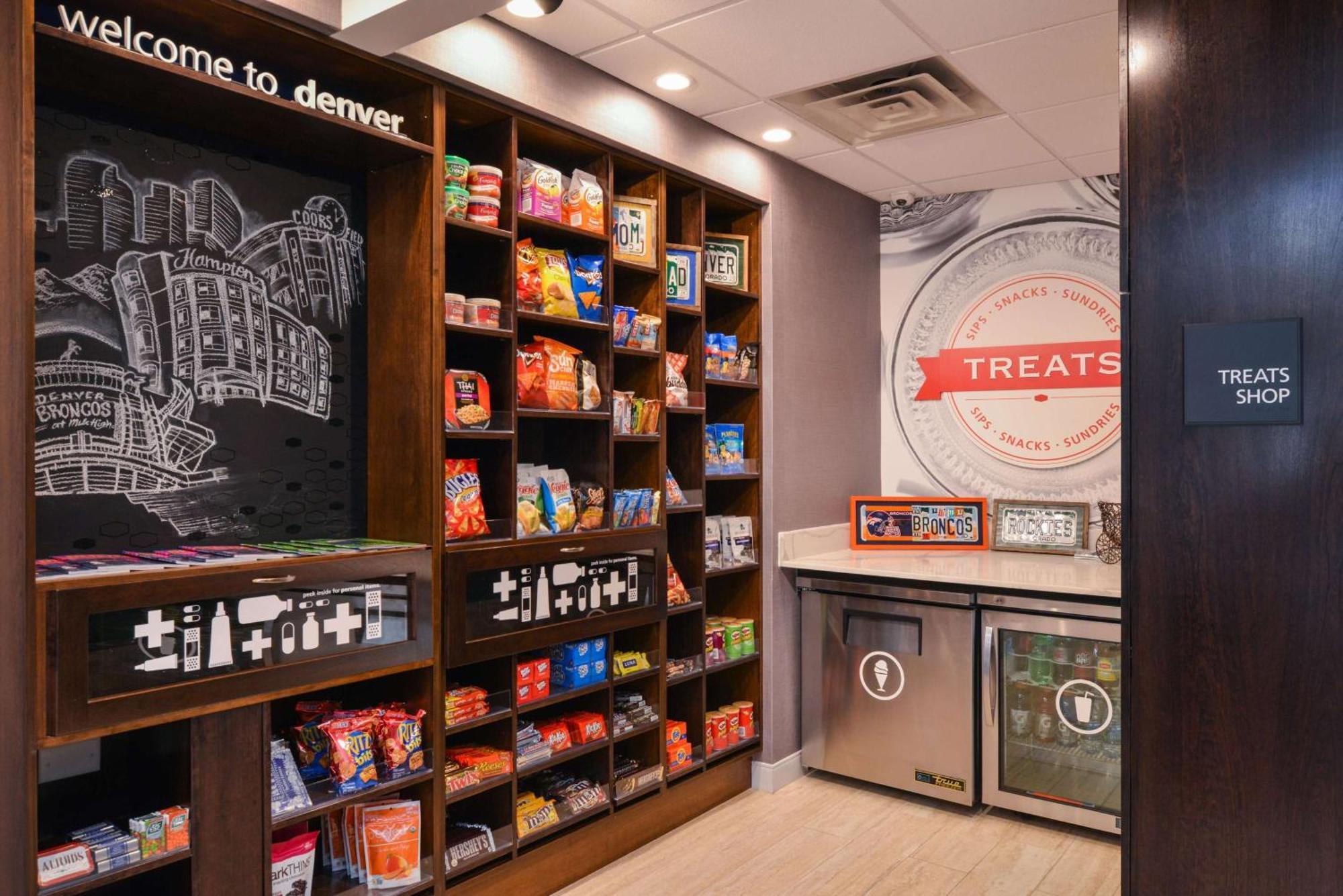 Hampton & Denver-speer Boulevard Hotel 3*