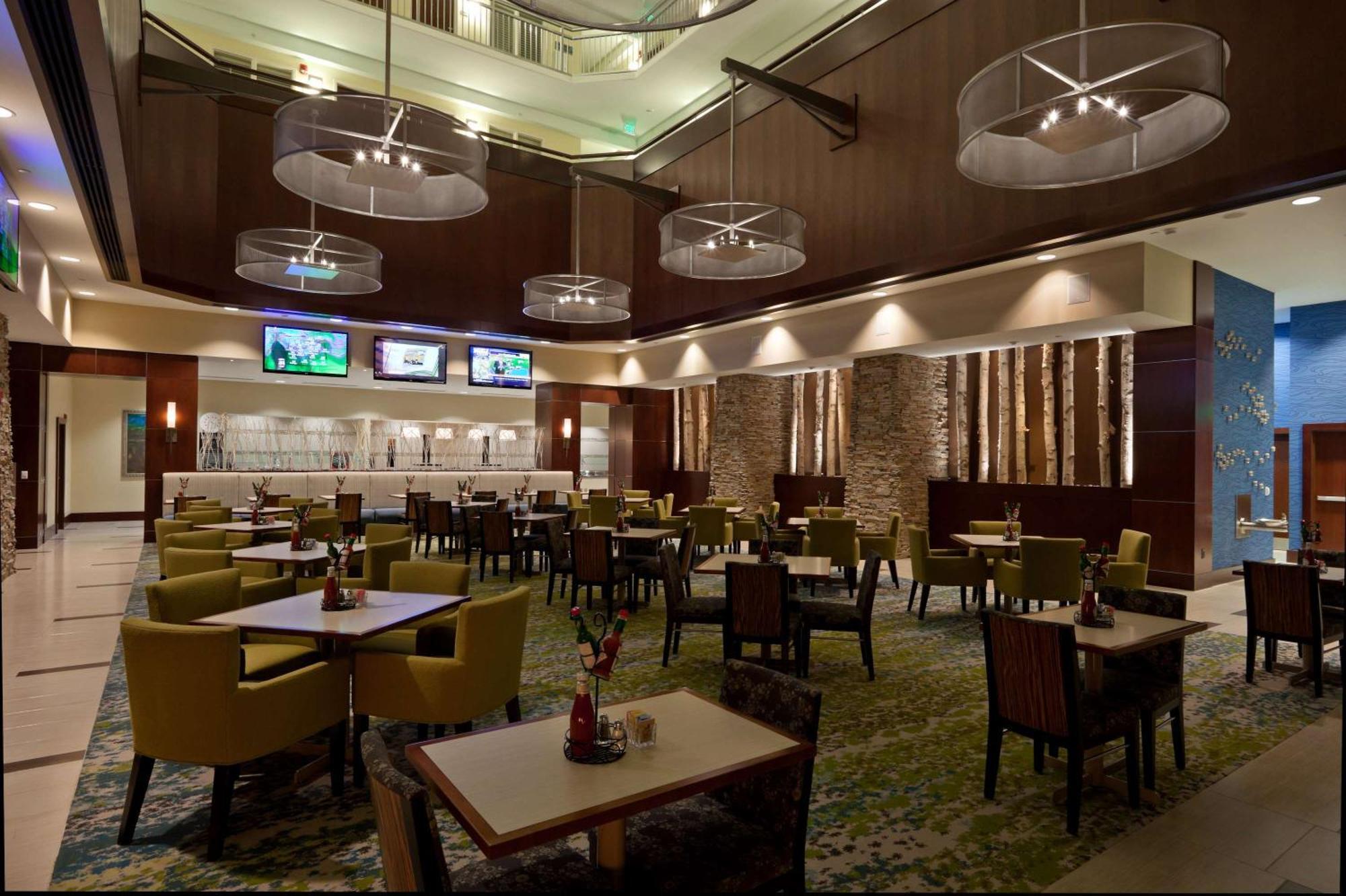 Hotel Embassy By Hilton Downtown Convention Center Denver