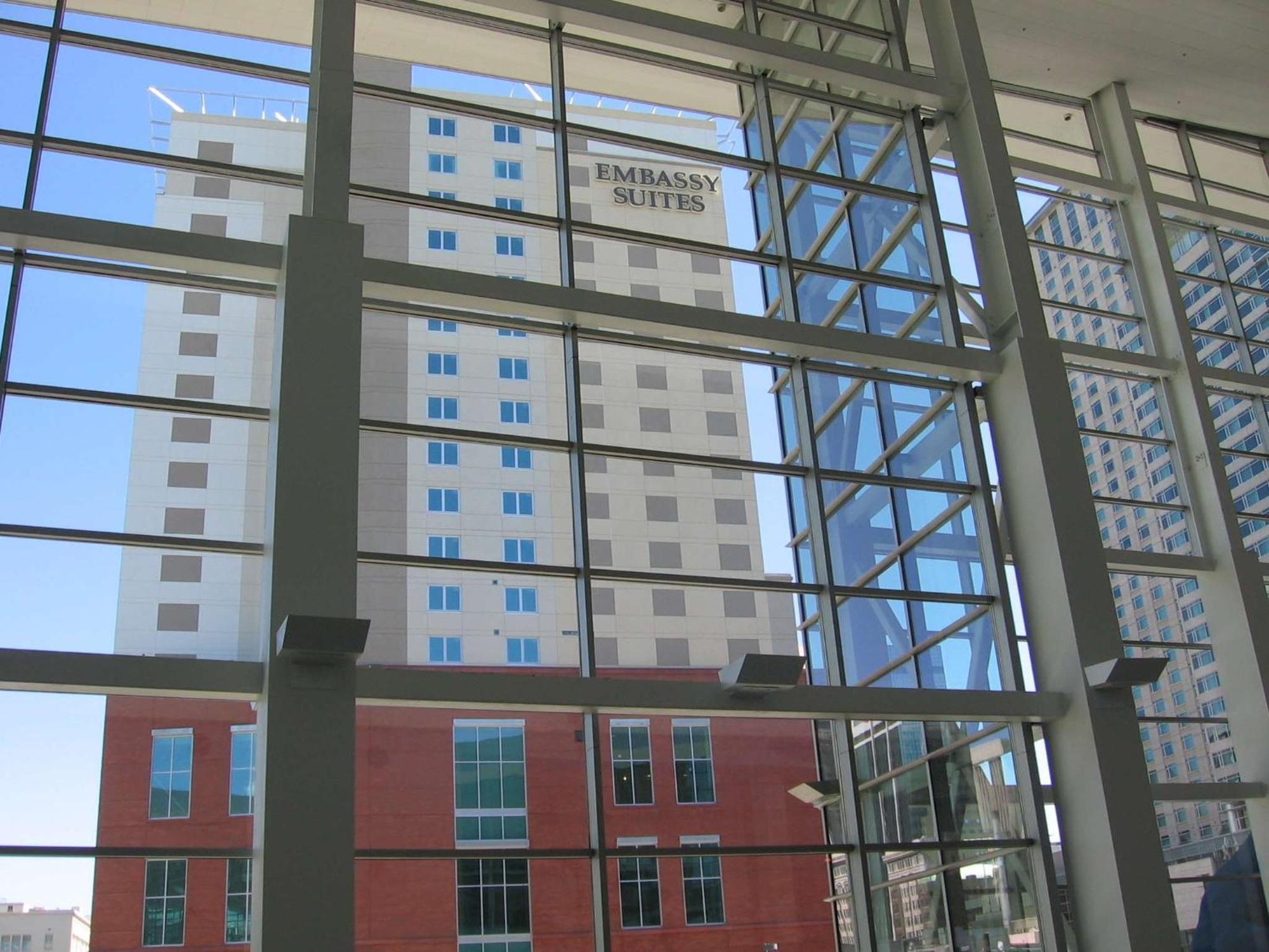 Hotel Embassy By Hilton Downtown Convention Center