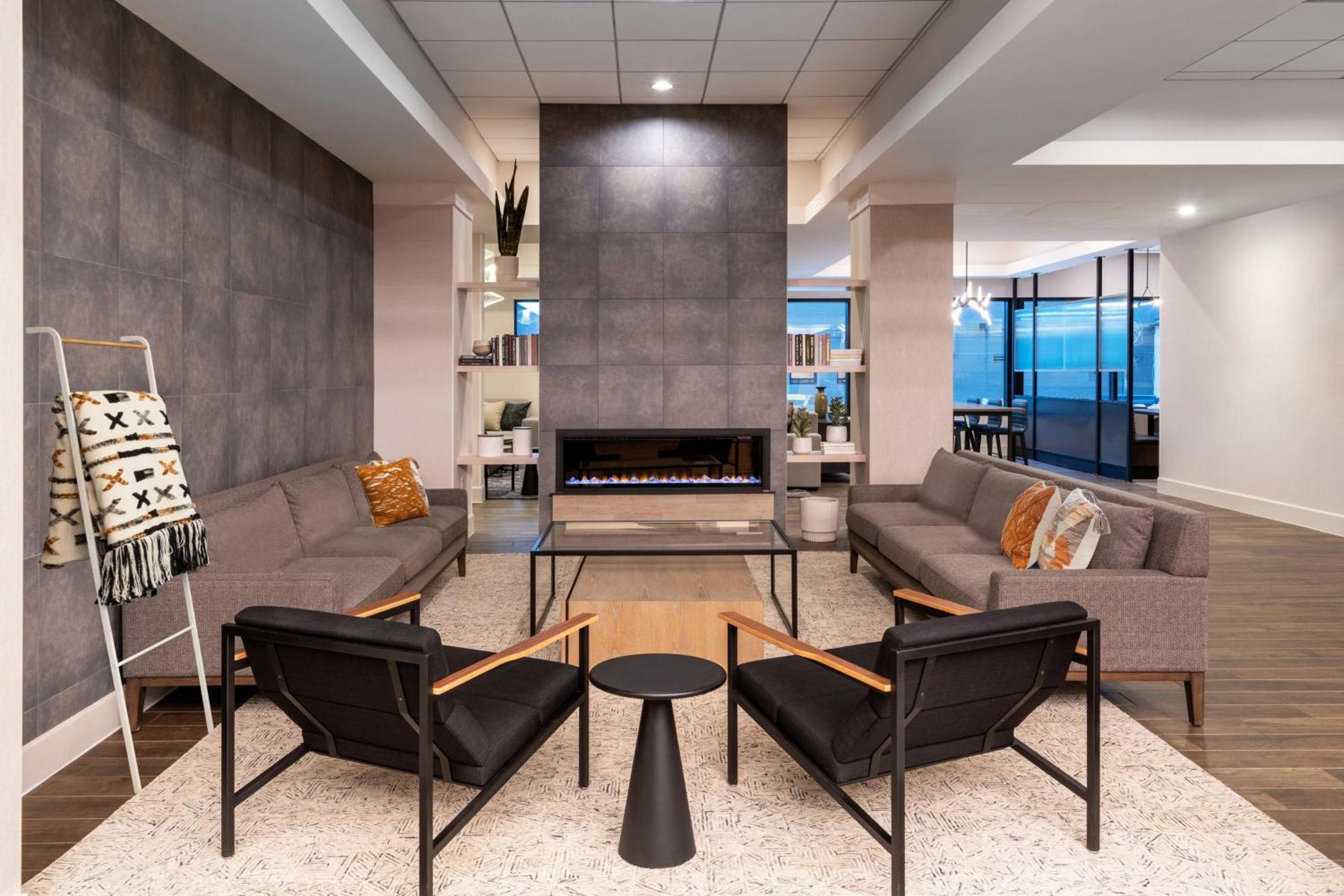 Doubletree By Hilton Cherry Creek, Co Hotel