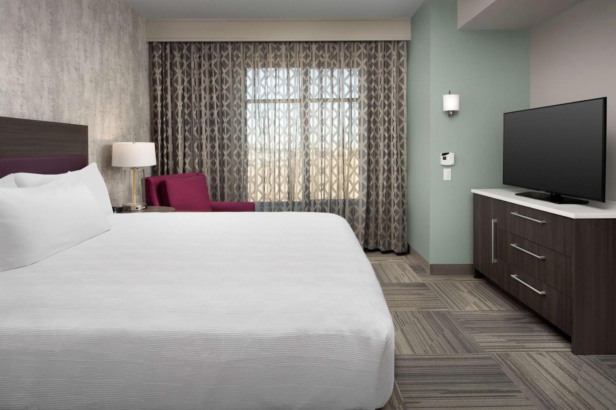 Home2 By Hilton Park 3*