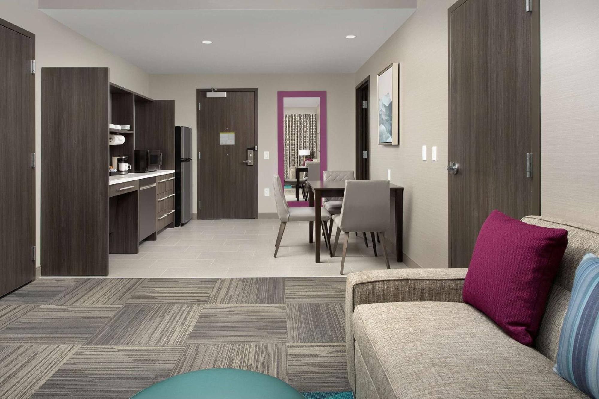 Home2 By Hilton Park Denver