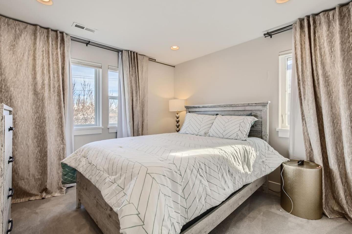 Luxury Highland I Sleeps 10 I 5-star Area *