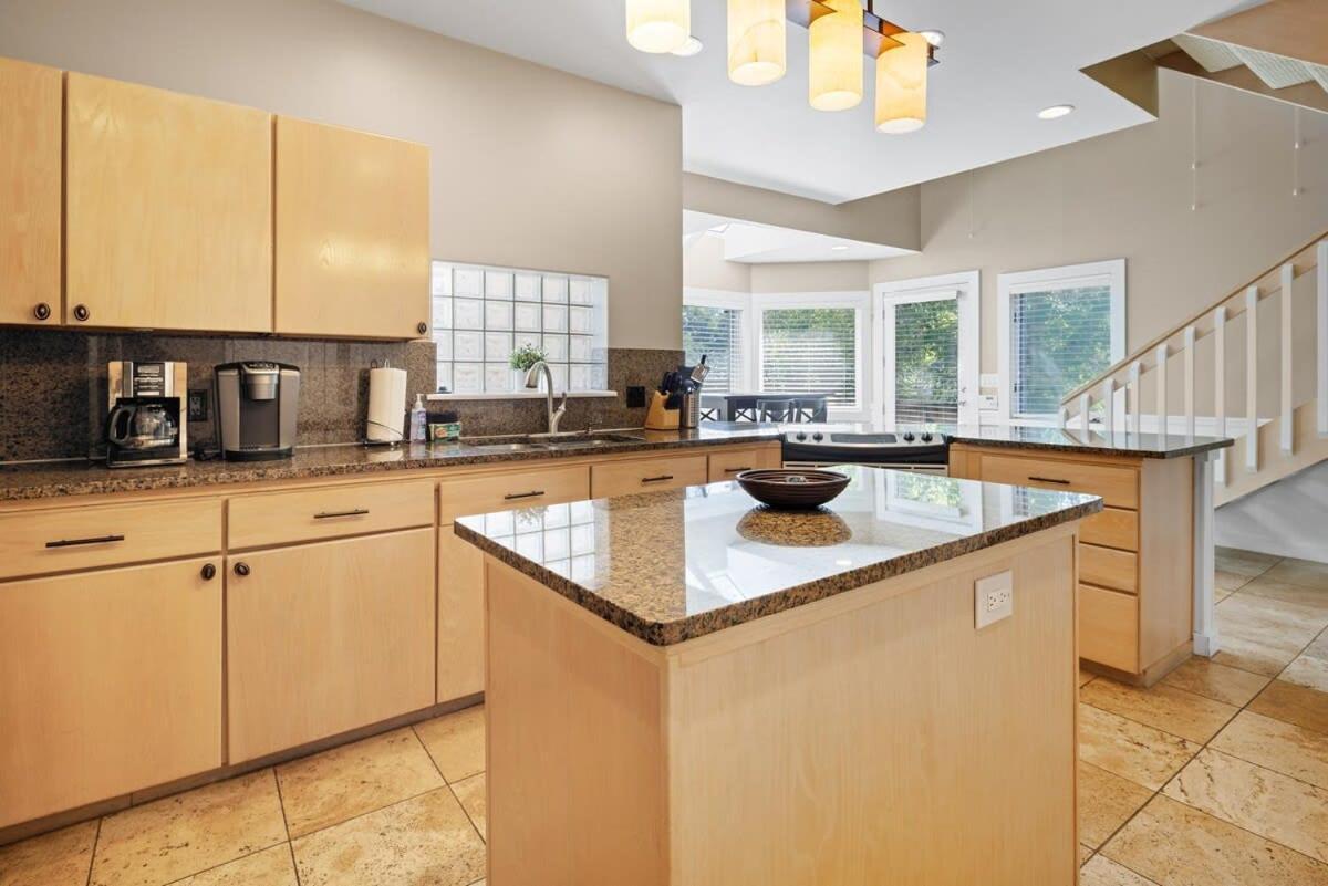Holiday home 3br Near Cheesman Park 30 Day