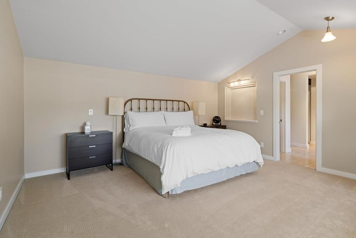 3br Near Cheesman Park 30 Day *