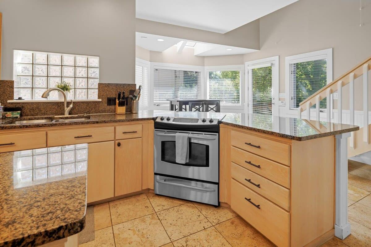 3br Near Cheesman Park 30 Day