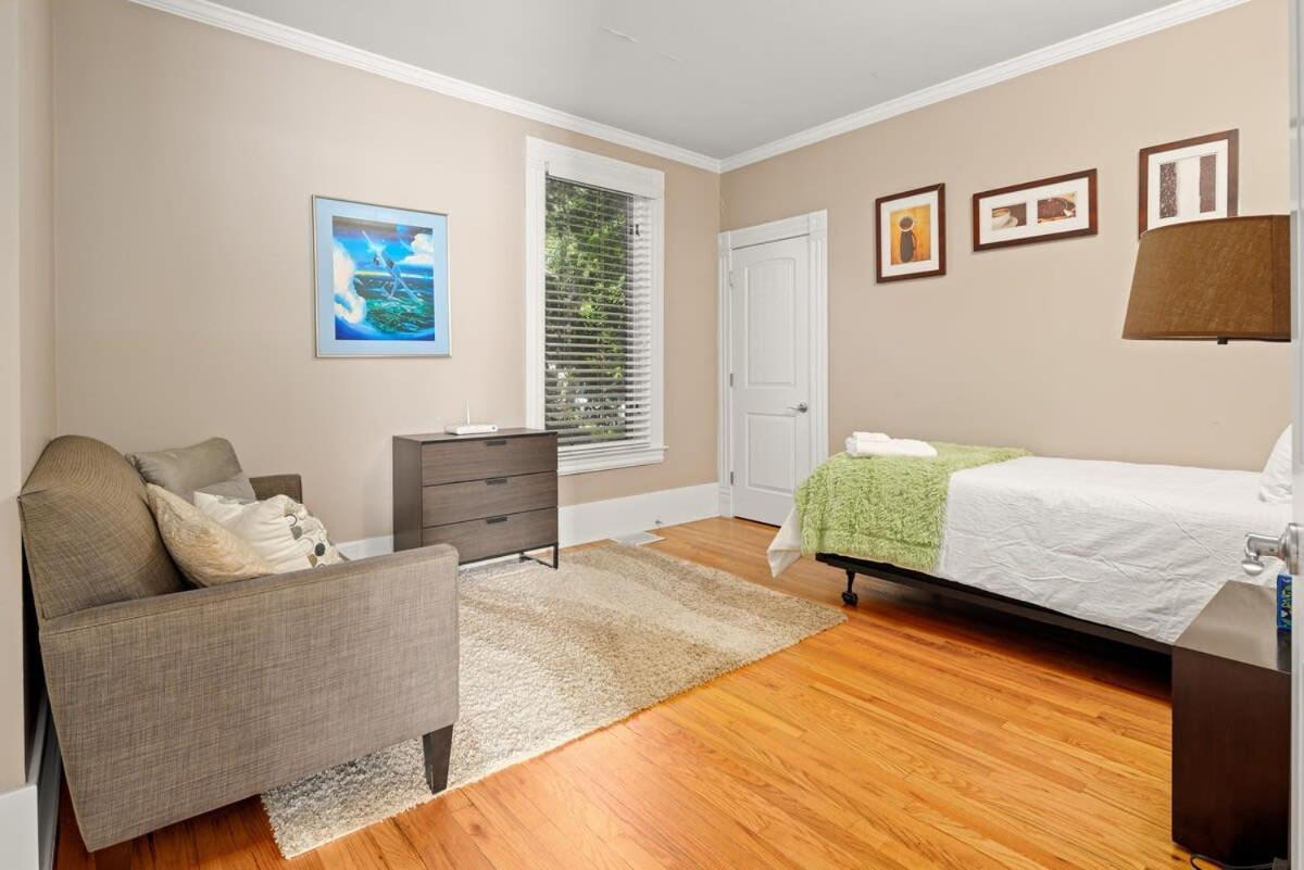 Holiday home 3br Near Cheesman Park 30 Day