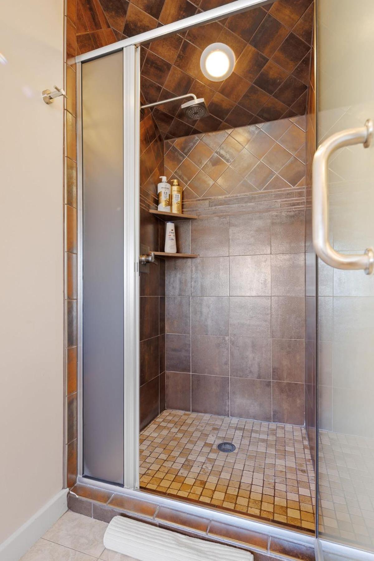 3br Near Cheesman Park 30 Day
