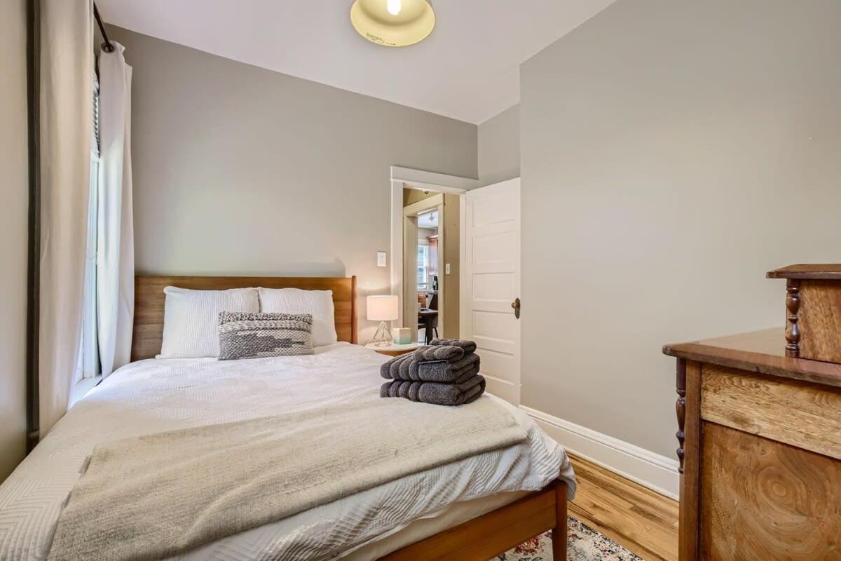 Redbrick 2bdrm Wash Park Yard & Gym